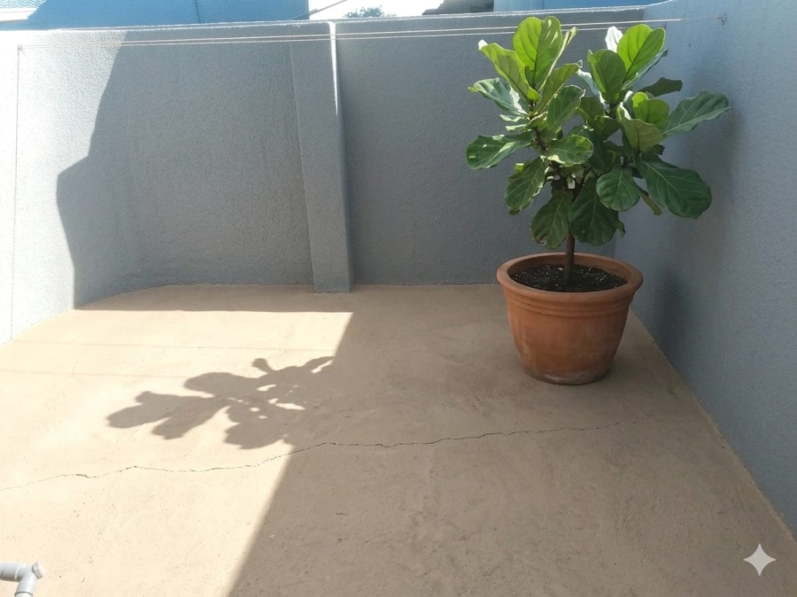 2 Bedroom Property for Sale in Beacon Bay Eastern Cape